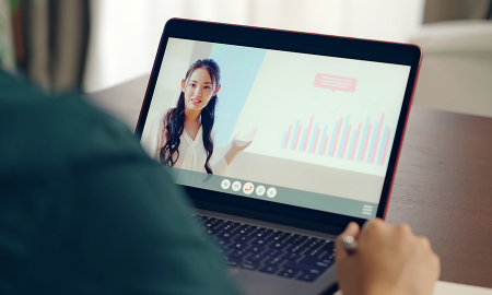 オンライン説明会のやり方完全ガイド｜ツールの選び方から成功のポイントまで解説